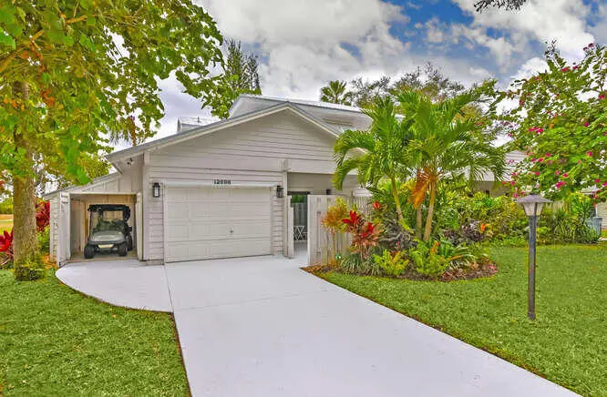 12698 SE CASCADES Court, Hobe Sound, FL 33455