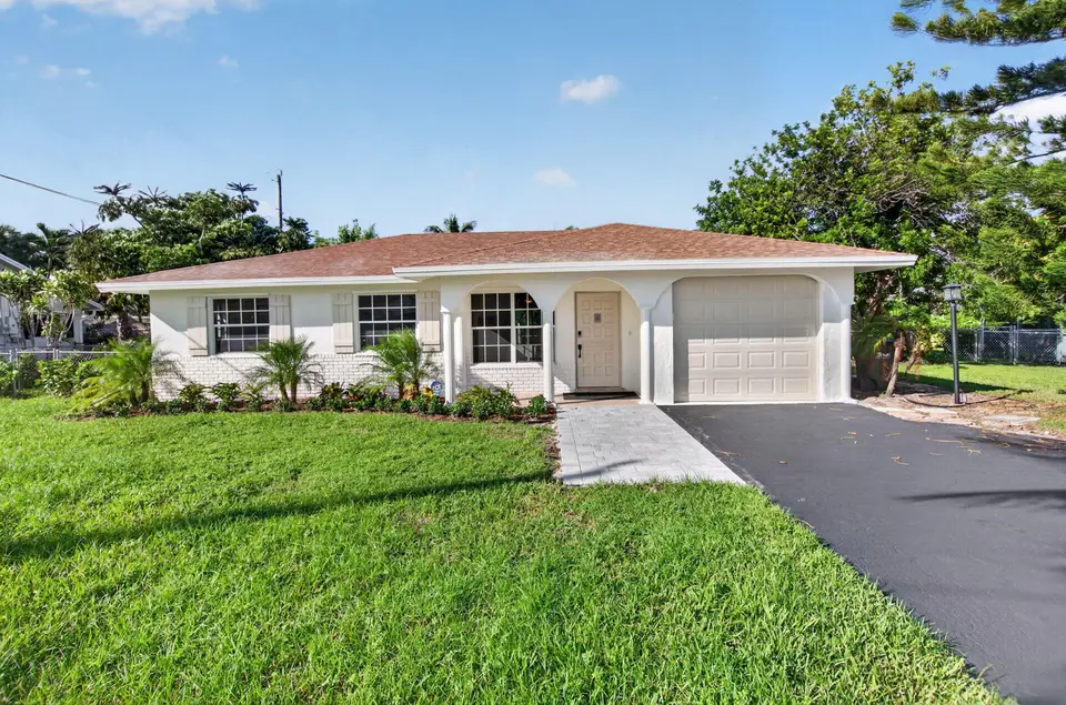 632 Jaeger Drive, Delray Beach, FL 33444