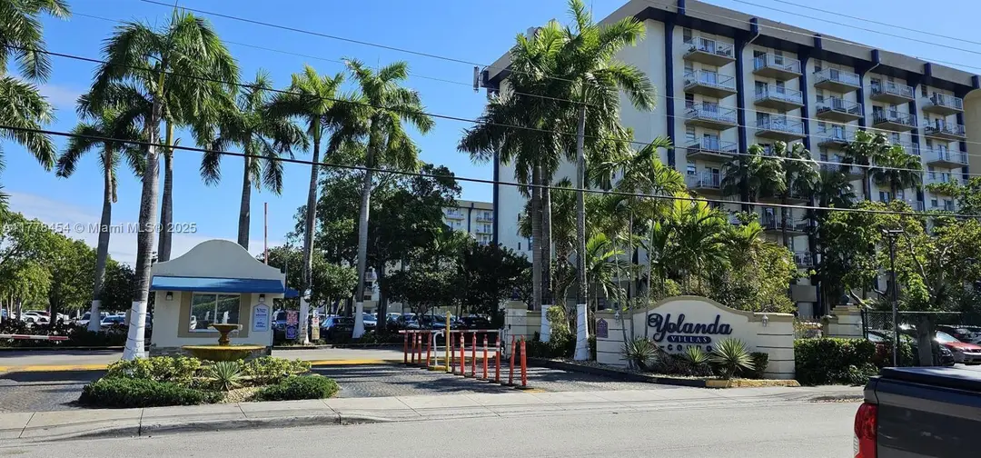 801 NW 47th Avenue 120w, Miami, FL 33126