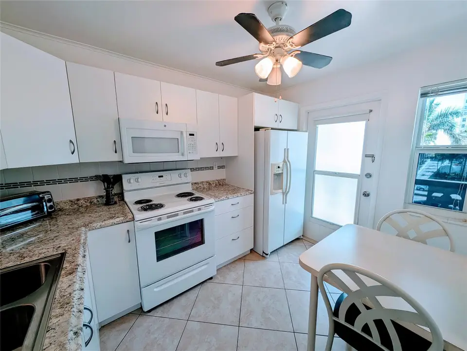 1893 S Ocean Drive 405, Hallandale Beach, FL 33009