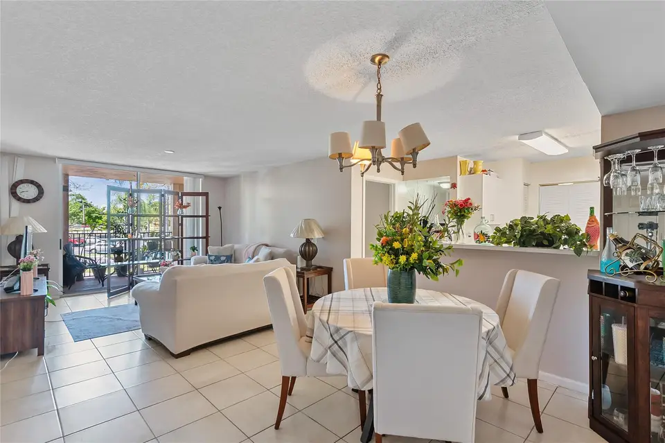 2133 Renaissance Boulevard 205, Miramar, FL 33025