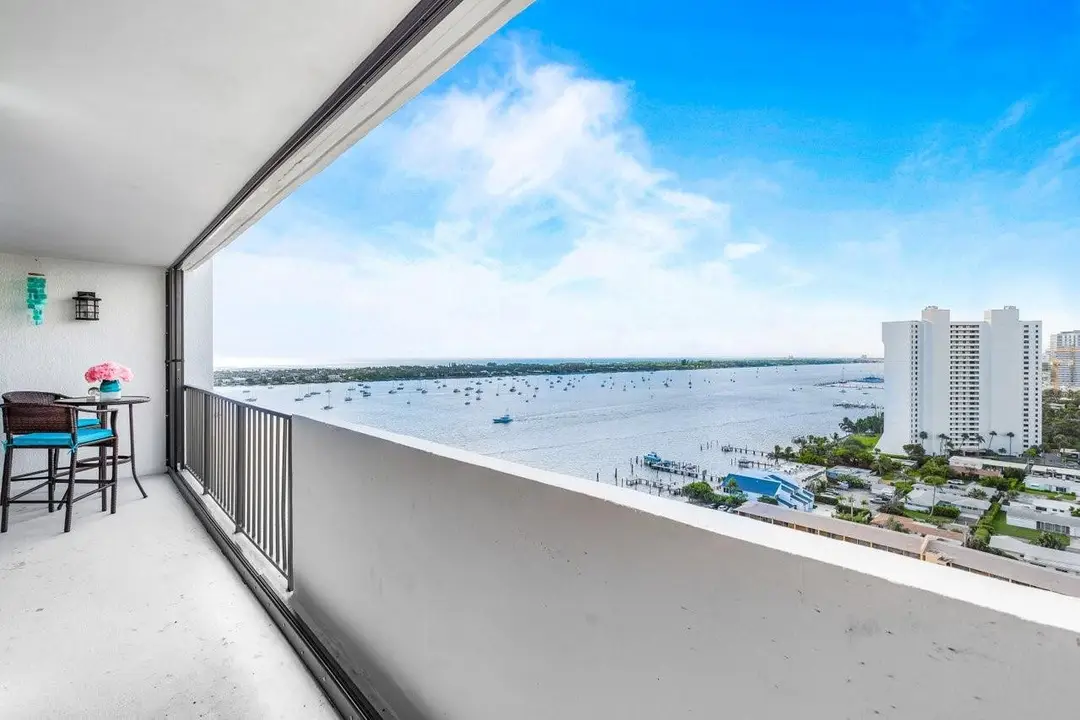 5600 N Flagler Drive 2004, West Palm Beach, FL 33407