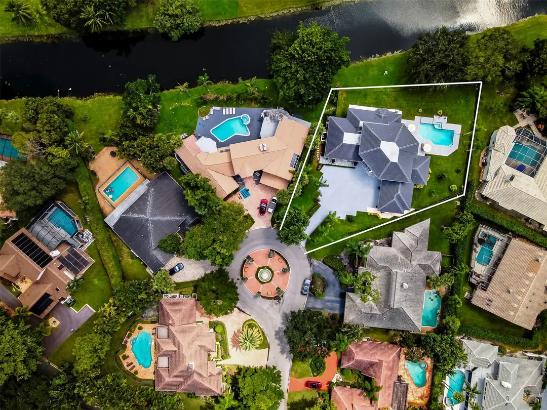 10038 Vestal Place, Coral Springs, FL 33071