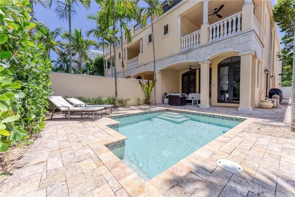 1206 NE 1st Street 1206, Fort Lauderdale, FL 33301