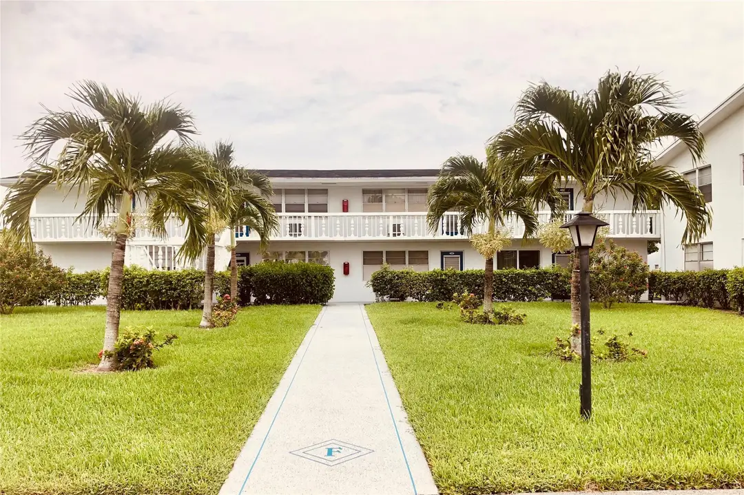 144 Farnham F, Deerfield Beach, FL 33442