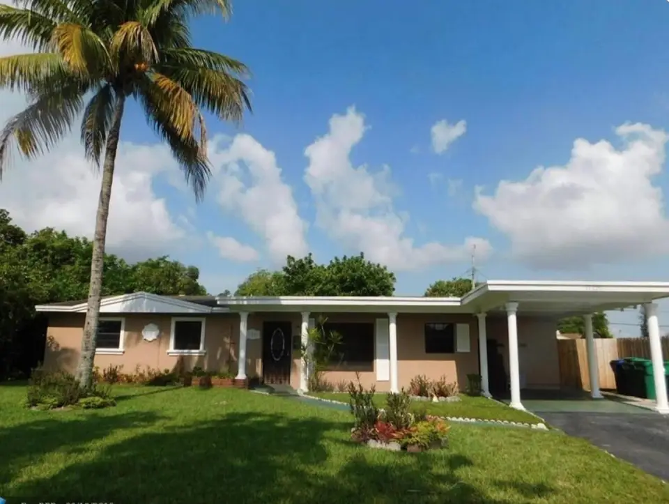 17120 NW 43rd Court, Miami Gardens, FL 33055
