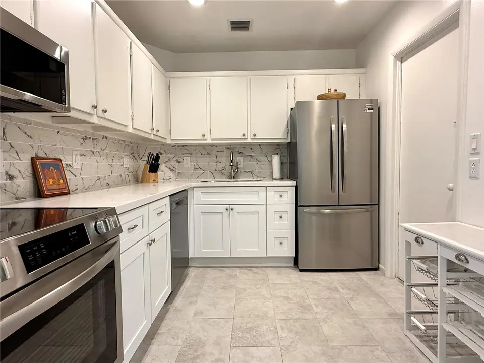 669 W Oakland Park Boulevard 220b, Oakland Park, FL 33311