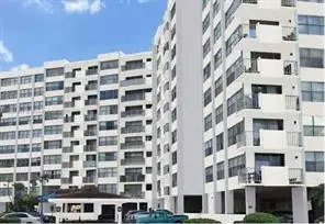 1300 NE Miami Gardens Drive 810e, Miami, FL 33179