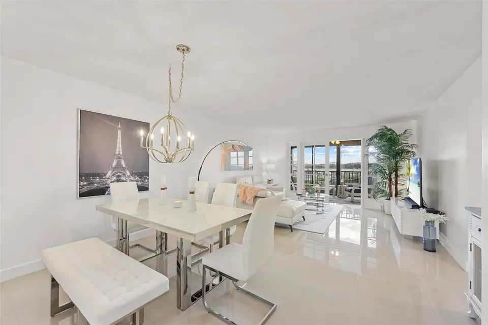 2202 S Cypress Bend Drive 606, Pompano Beach, FL 33069
