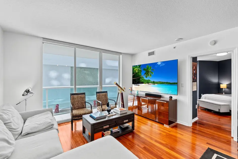 347 N New River Drive 606, Fort Lauderdale, FL 33301