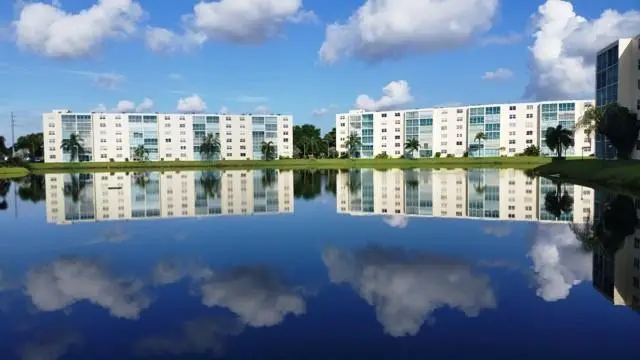 121 SE 3rd Avenue 106, Dania Beach, FL 33004