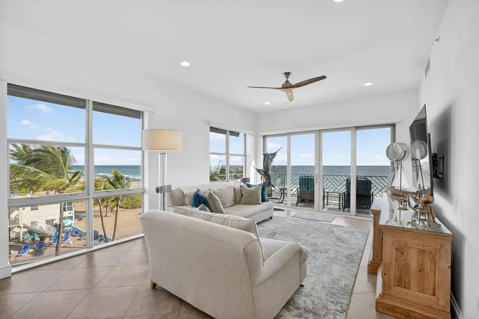 4510 El Mar Drive PH-405, Lauderdale-By-The-Sea, FL 33308