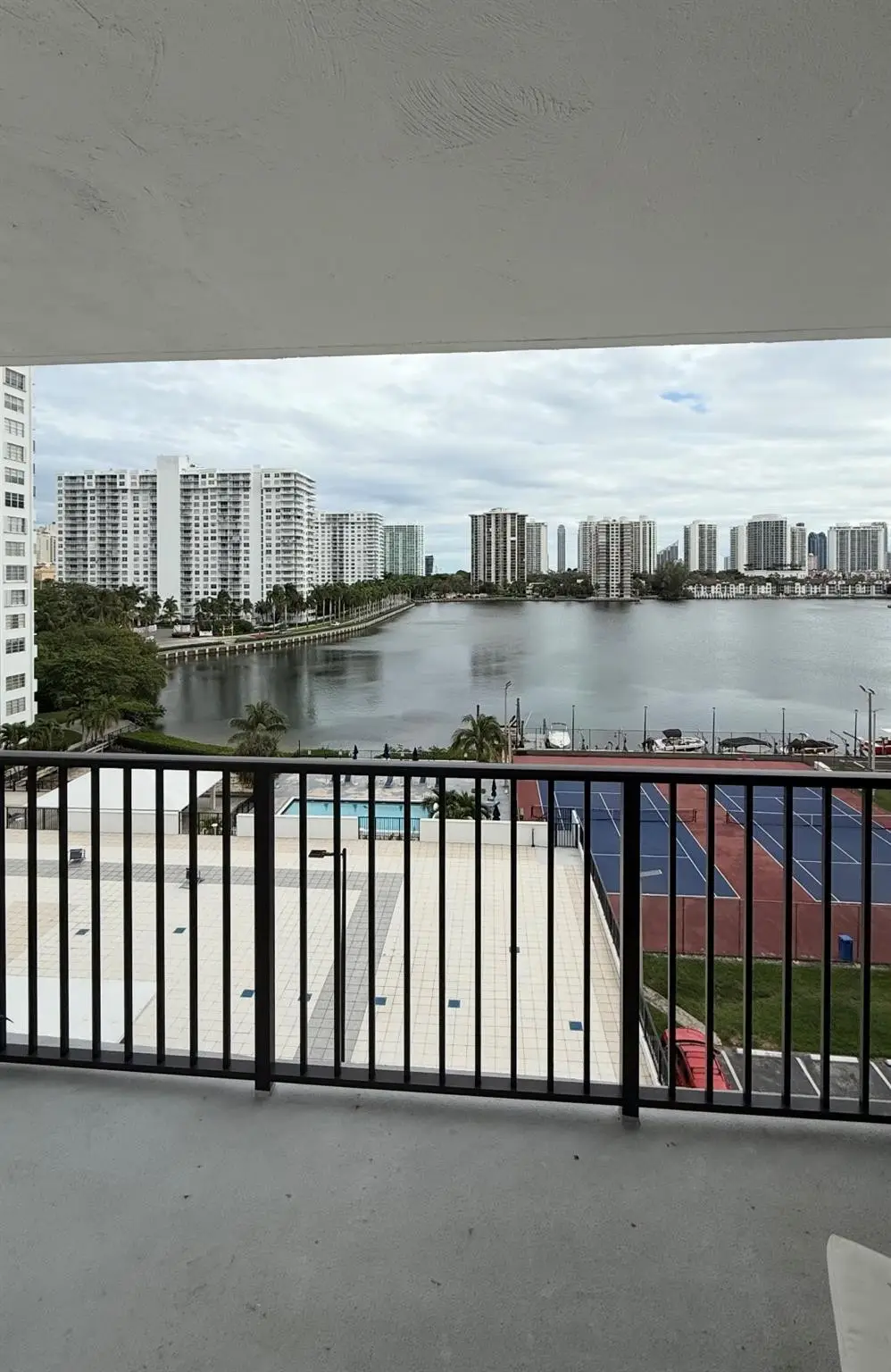 2750 NE 183rd Street 709, Aventura, FL 33160