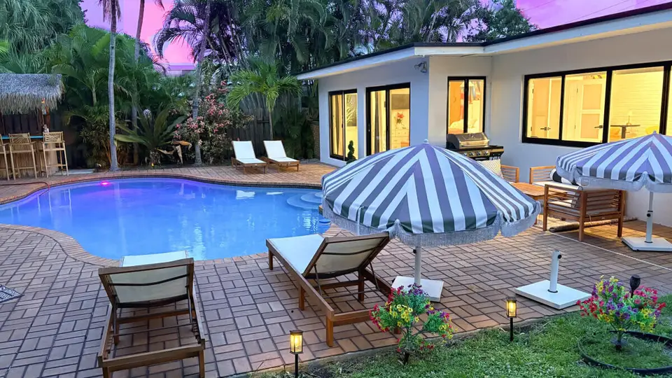 245 N Tradewinds Avenue, Lauderdale-By-The-Sea, FL 33308