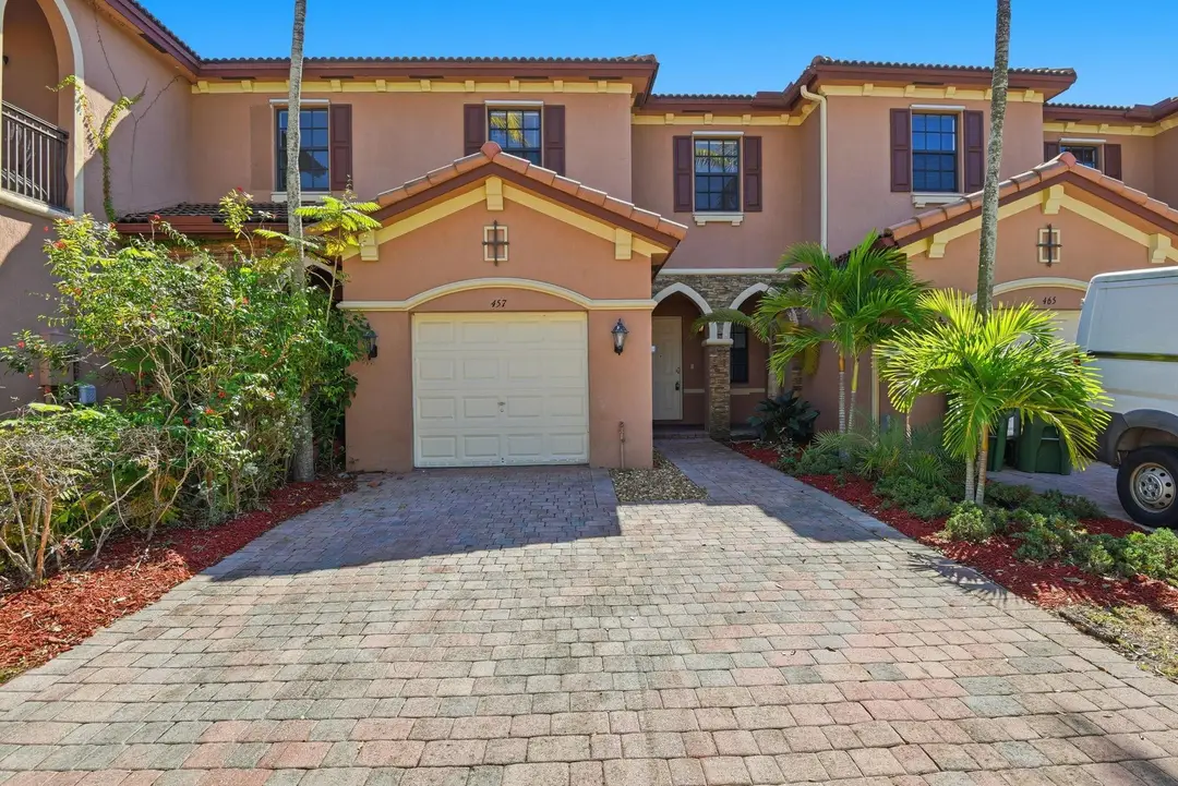 457 SE 37th Place 457, Homestead, FL 33033