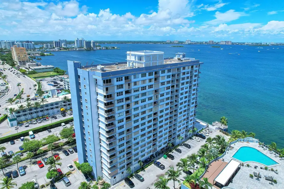 1865 79th Street Causeway 11-N, North Bay Village, FL 33141
