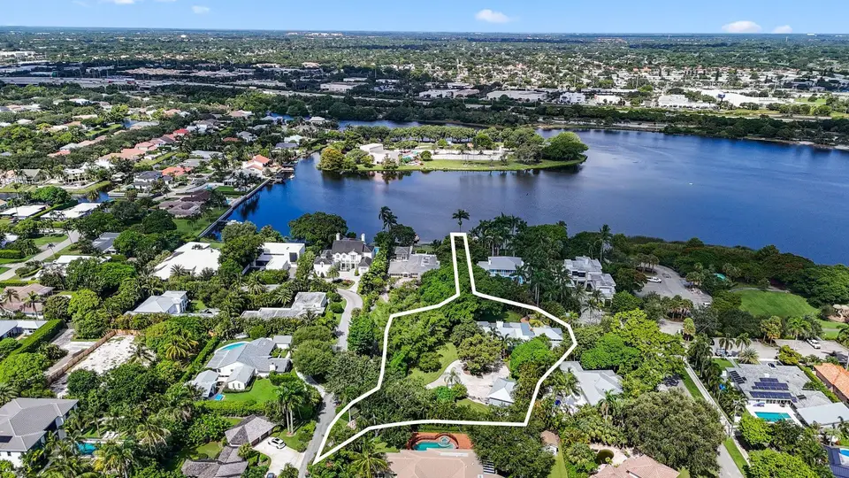 920 Hibiscus Lane, Delray Beach, FL 33444