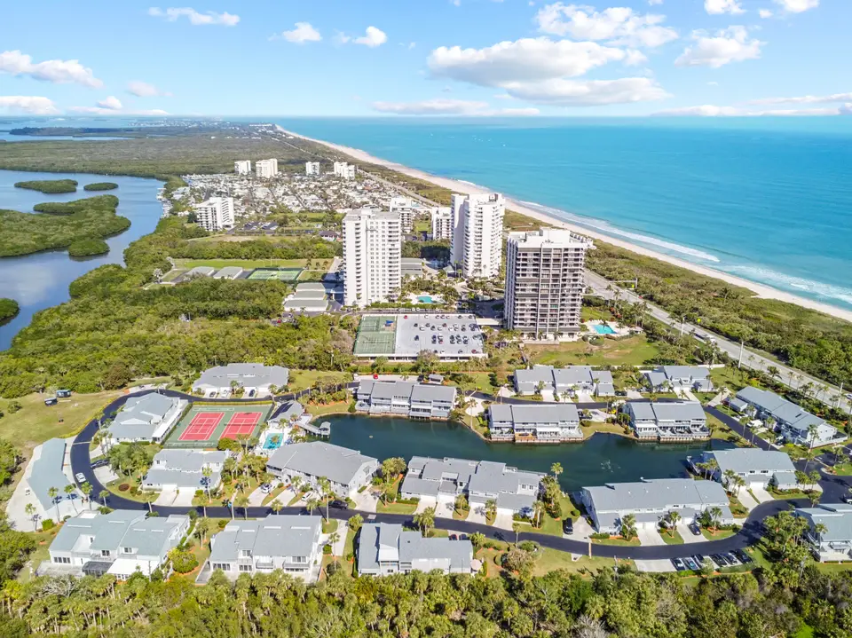 4949 N Highway A1a 196, Fort Pierce, FL 34949