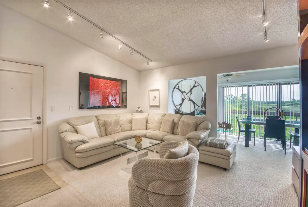1111 Duncan Circle 203, Palm Beach Gardens, FL 33418