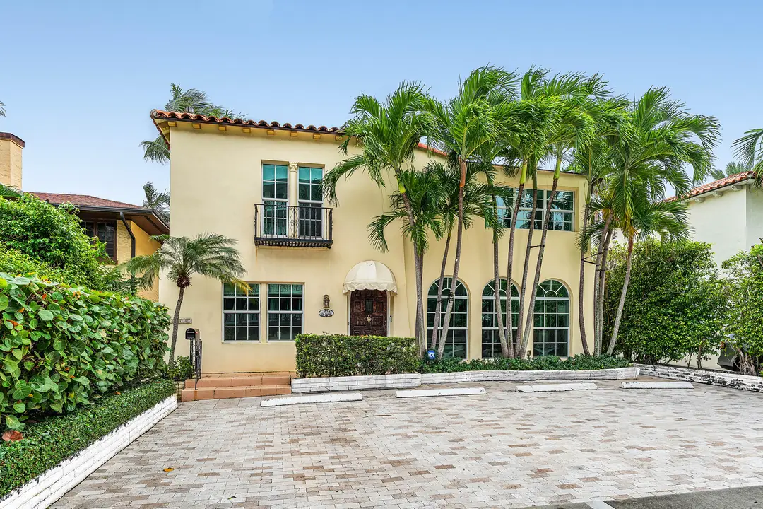 234 Australian Avenue B, Palm Beach, FL 33480