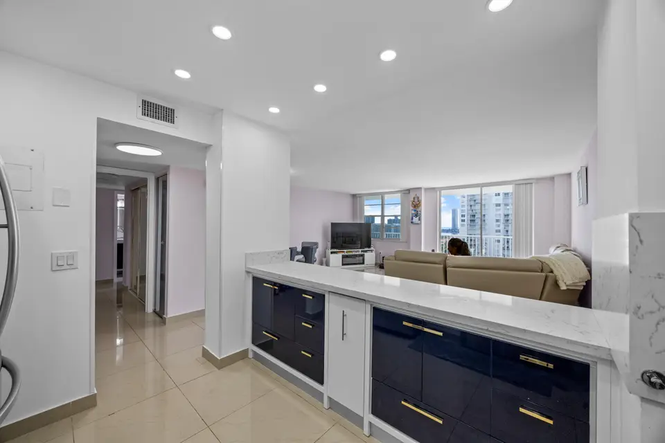 2801 NE 183rd Street 1606w, Aventura, FL 33160