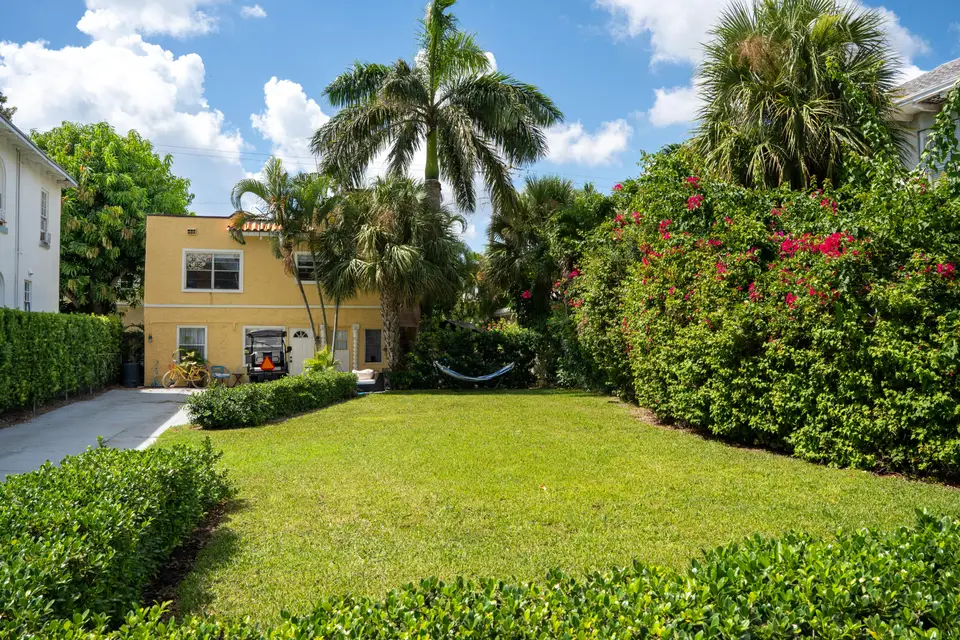 256 Seminole Avenue, Palm Beach, FL 33480