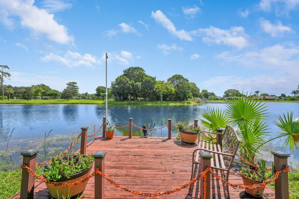 8421 Bonita Isle Drive, Lake Worth, FL 33467