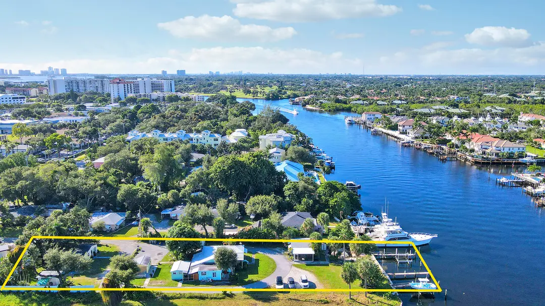 New Borders 3