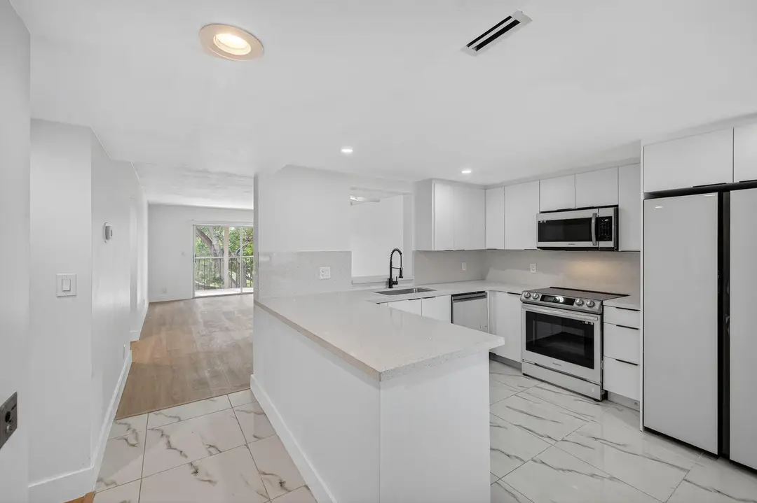 14375 Strathmore Lane 303