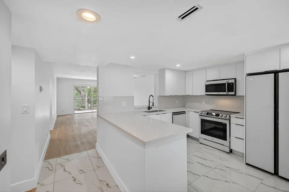 14375 Strathmore Lane 303, Delray Beach, FL 33446
