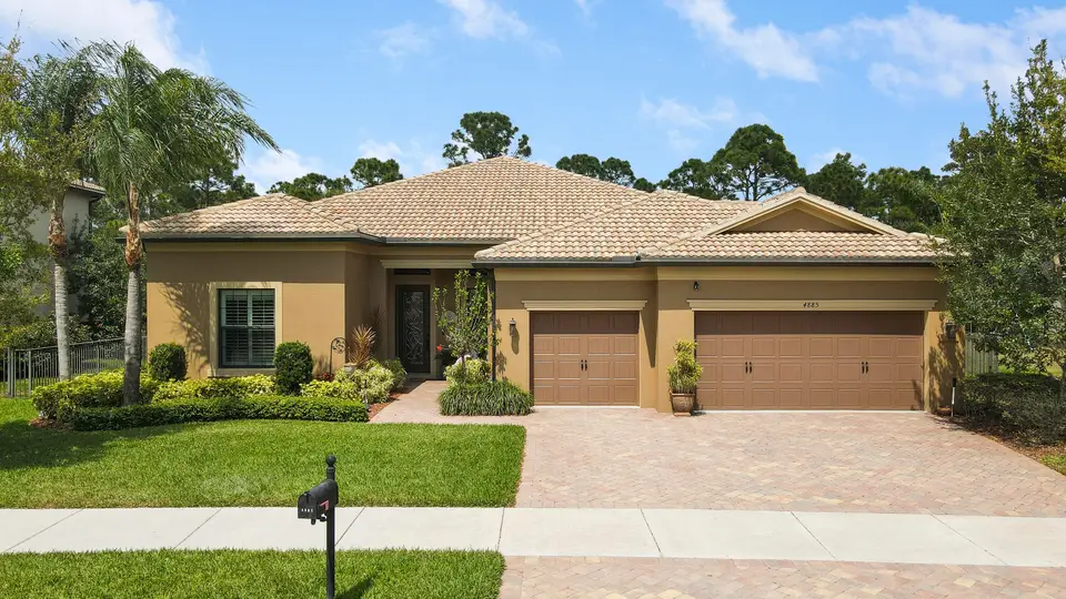 4885 SW Gossamer Circle, Palm City, FL 34990