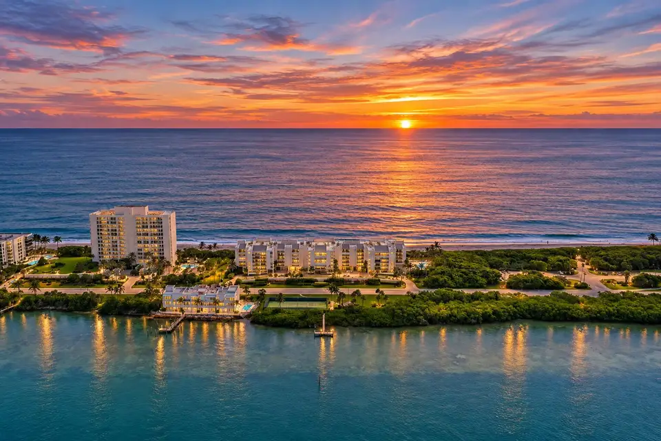 19670 Beach Road B303, Jupiter, FL 33469