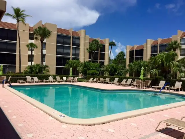 3492 NE Causeway Boulevard 103, Jensen Beach, FL 34957