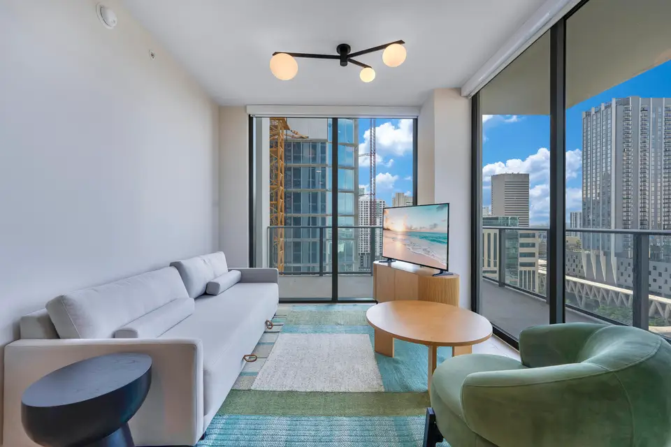 11 NE 6th Street 2201, Miami, FL 33132