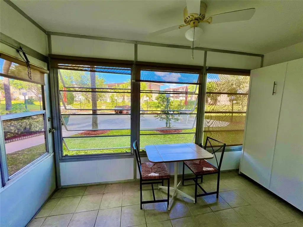 2800 NW 47th Terrace 106b, Lauderdale Lakes, FL 33313