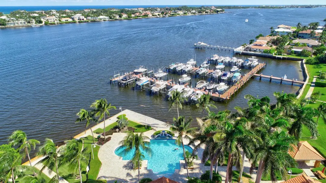 107 Yacht Club Way 308, Hypoluxo, FL 33462