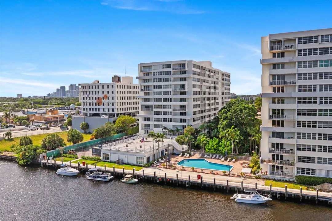 1160 N Federal Highway 221, Fort Lauderdale, FL 33304