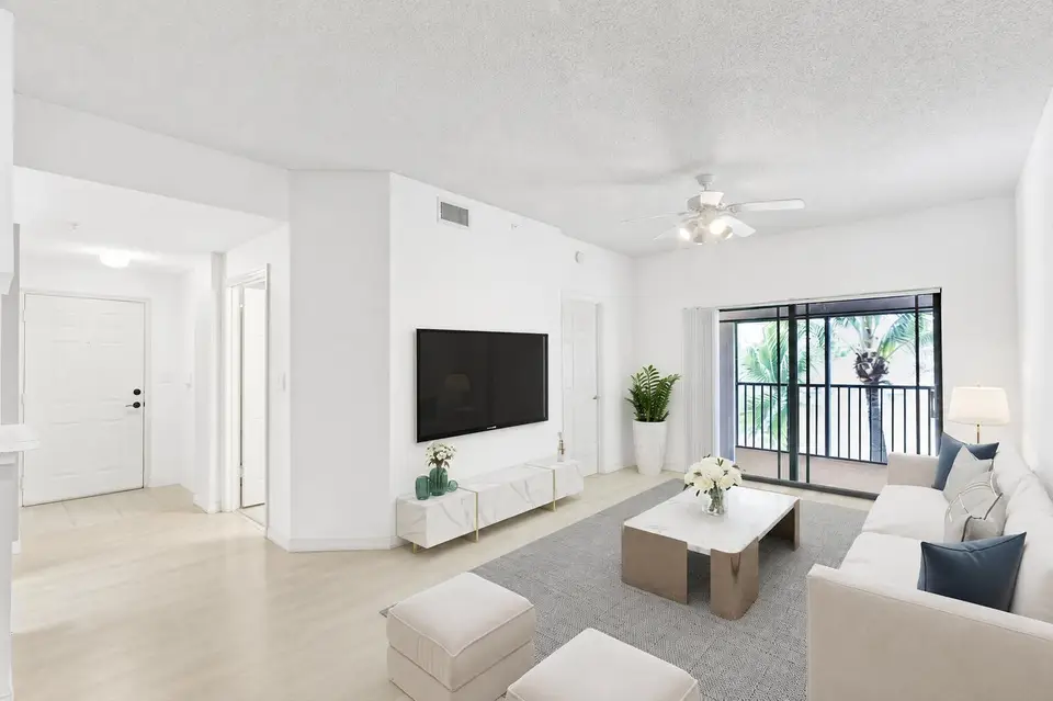 2806 Veronia Drive 301, Palm Beach Gardens, FL 33410