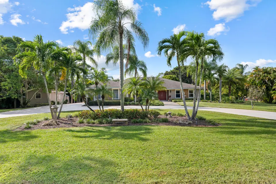 14409 67th Trail N, Palm Beach Gardens, FL 33418