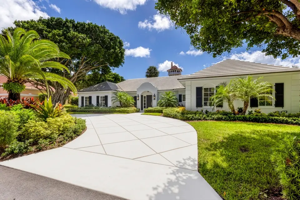 124 Woodbridge Road, Palm Beach, FL 33480