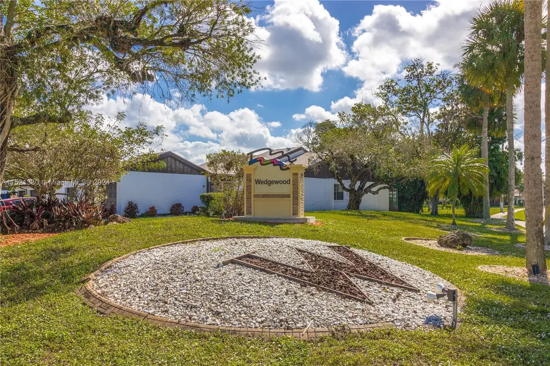 6343 W Pinehurst Cir W W D36, Tamarac, FL 33321
