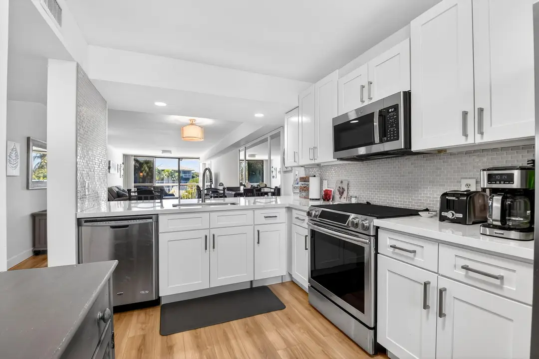2701 Village Boulevard 303, West Palm Beach, FL 33409
