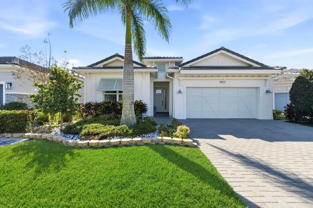 9921 Regency Way, Palm Beach Gardens, FL 33412