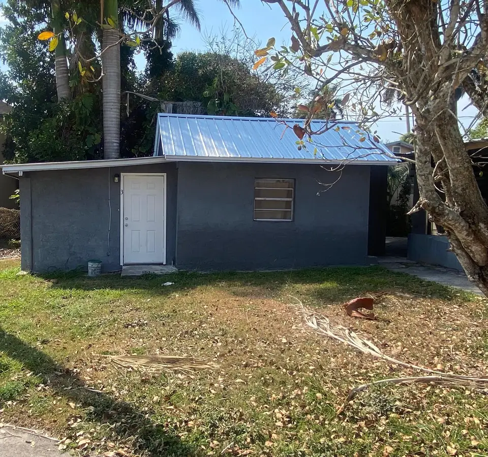 494 Bacom Point Road, Pahokee, FL 33476