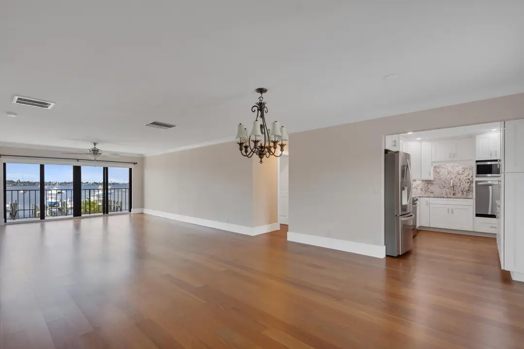 624 SW St. Lucie Crescent 206, Stuart, FL 34994