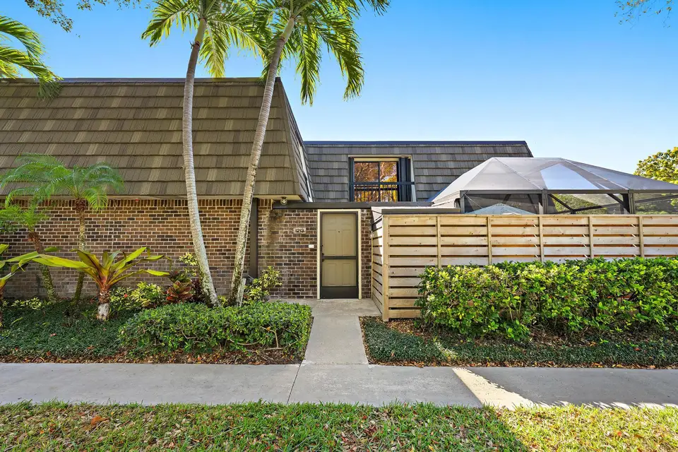 1213 12th Terrace 1213, Palm Beach Gardens, FL 33418