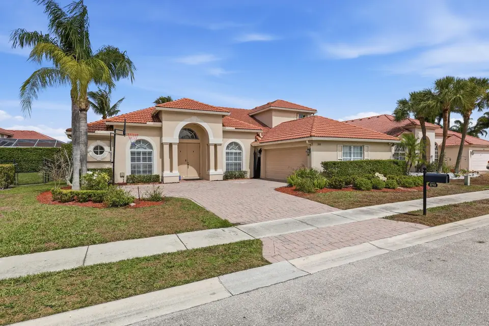 3710 Victoria Road, West Palm Beach, FL 33411