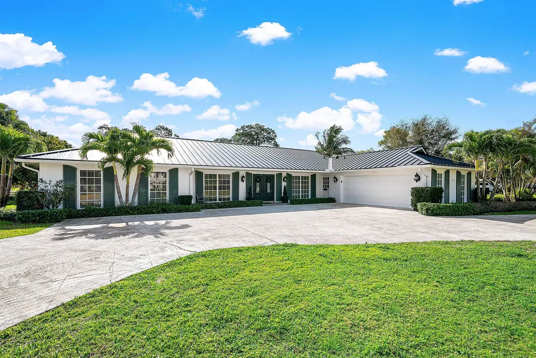 417 N Country Club Drive, Atlantis, FL 33462